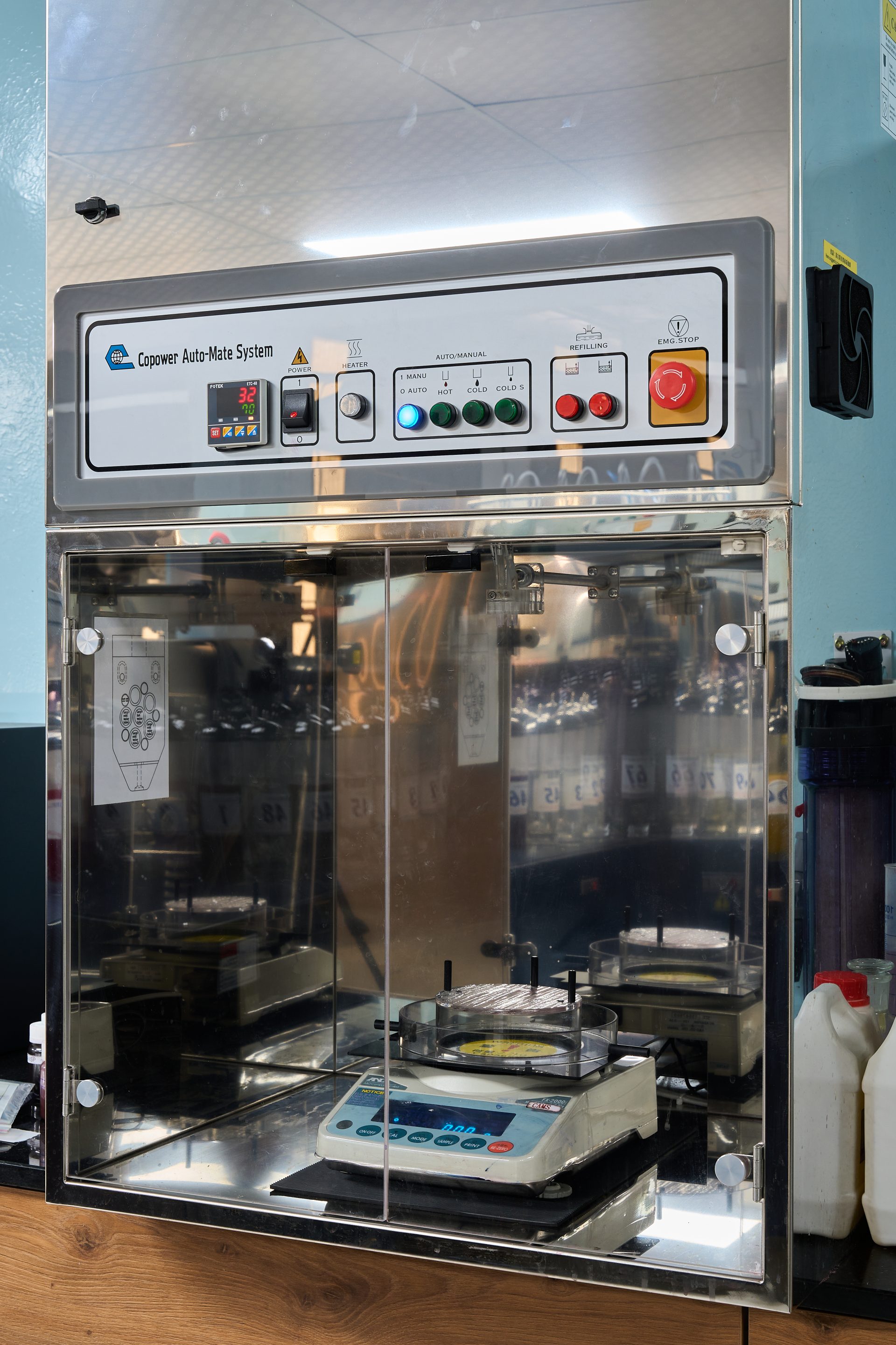 Máy pha màu tự động